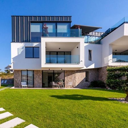De Luxe Apartments Elisa Malinska Ngoại thất bức ảnh
